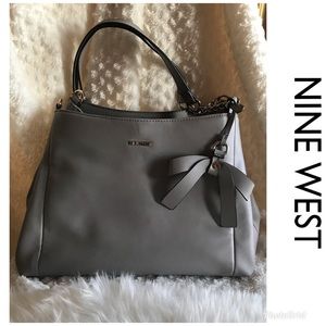 Excellent condition beautiful Nine West bag